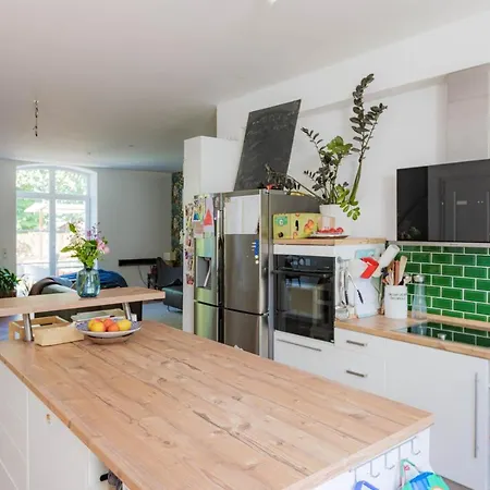 Spacious And Kids-friendly Modernized Farmhouse Near City Of بيت للعطل *