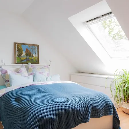 Casa vacanze Spacious And Kids-friendly Modernized Farmhouse Near City Of *